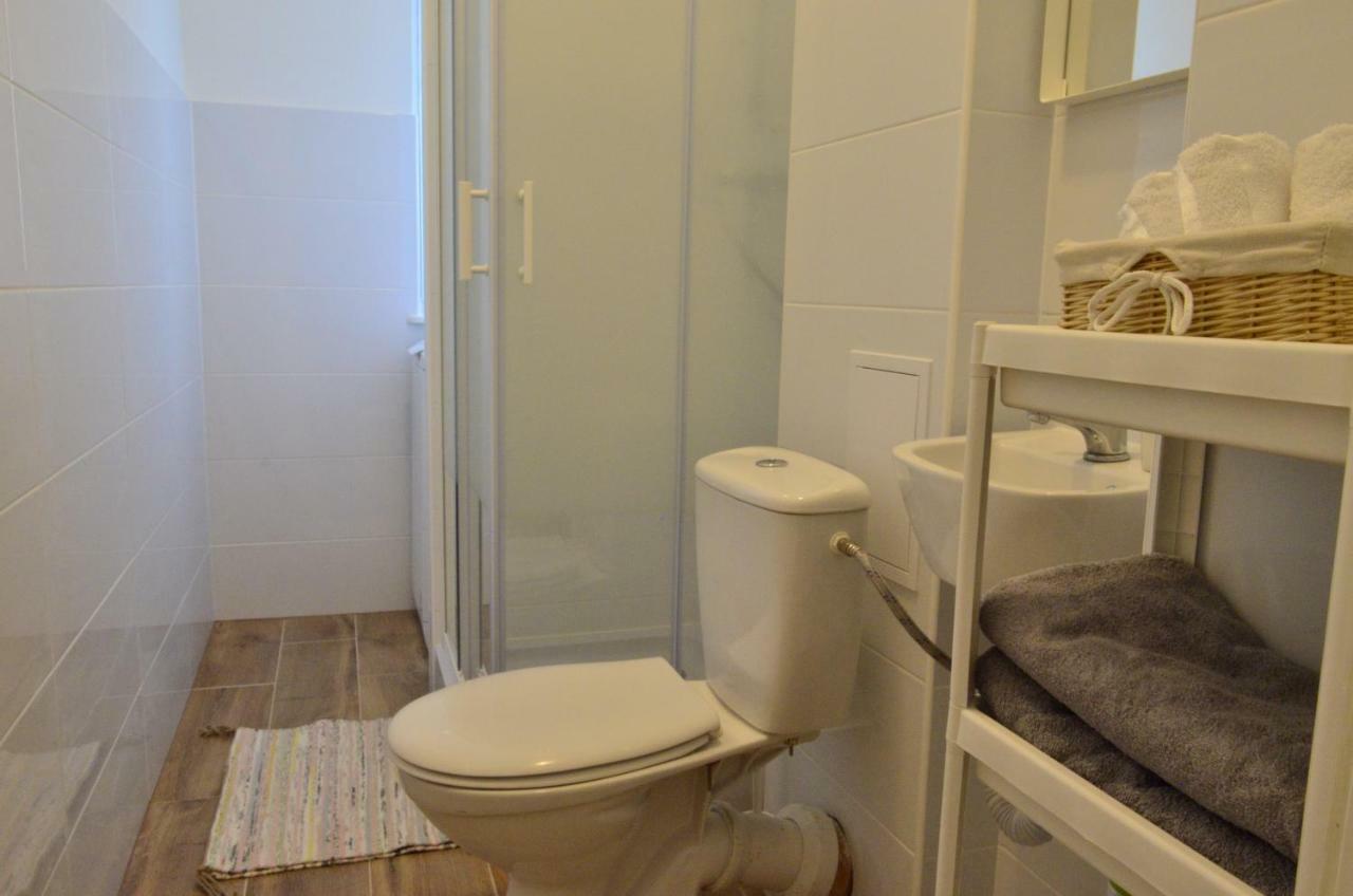 Private Apartment Near The City Centre Gdansk Exterior photo